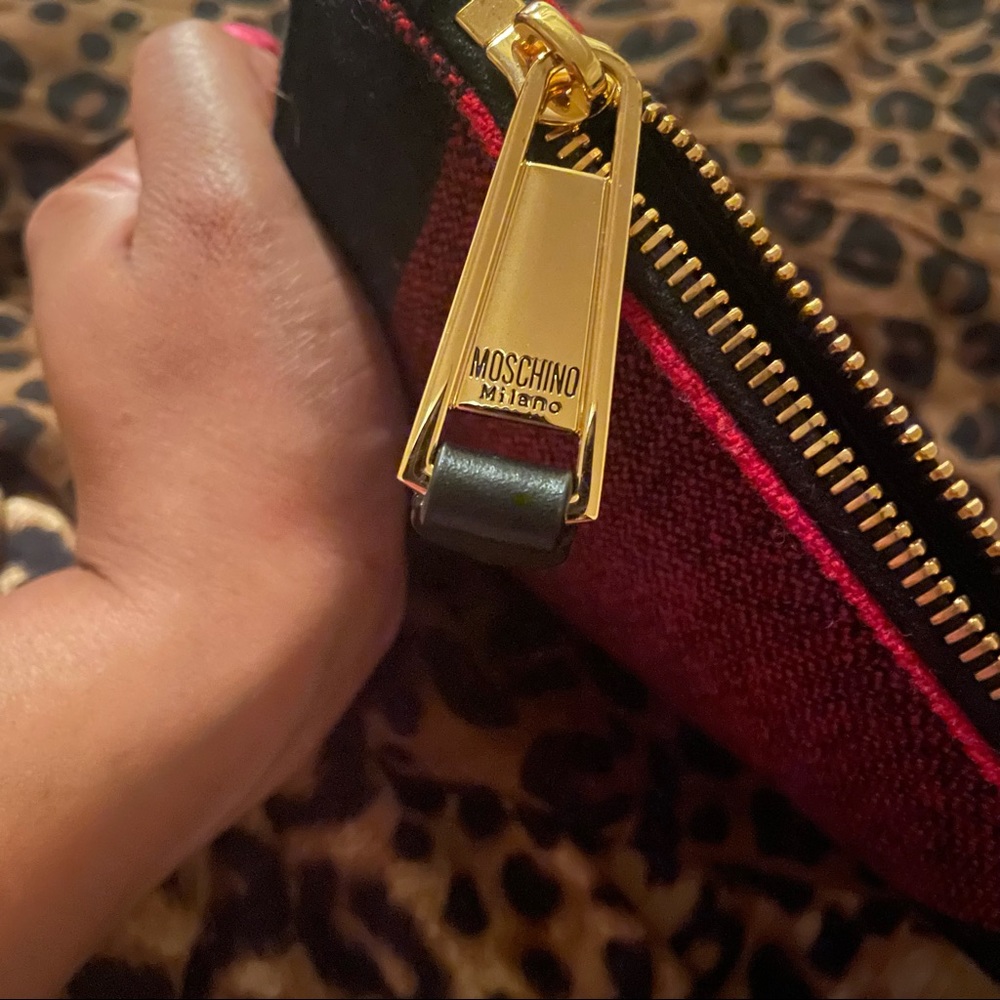 Authentic Moschino Logo Wristlet - Picture 5 of 9